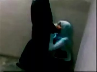 ভাগ্যবান লোকটি তার বাবার বান্ধবীকে পাউন্ড করে সেক্সি বাংলা বিএফ